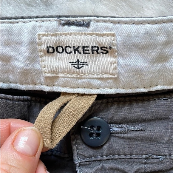 Gray Cargo Shorts - Picture 4 of 9